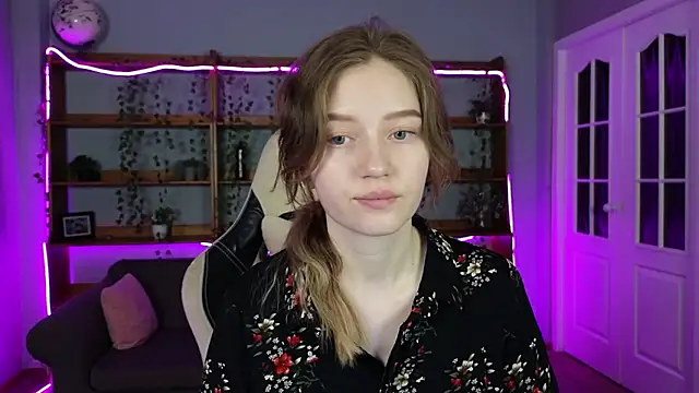 Ksuhesa online show from February 20, 2026, 1:02 am