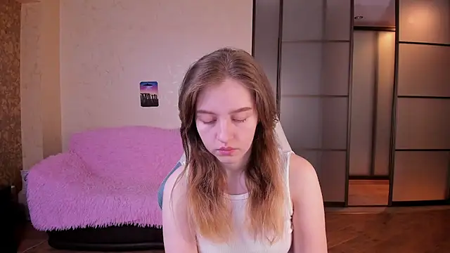 Ksuhesa online show from March 23, 2026, 1:09 am