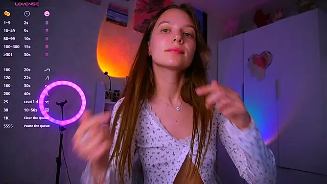 Snapshot of soffy__kisss chatting on June 8, 2026, 3:12 pm soffy kisss online show from June 8, 2026, 3:12 pm