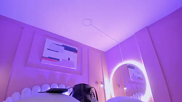 lia ass  online show from March 30, 2026, 11:00 am