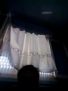 Snapshot of EmeEme11 chatting on January 28, 2025, 10:23 am EmeEme11 online show from January 28, 2025, 10:23 am