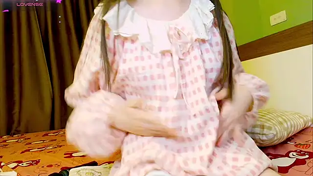 Snapshot of Embez-Damdang chatting on March 7, 2025, 9:59 pm Embez-Damdang online show from March 7, 2025, 9:59 pm