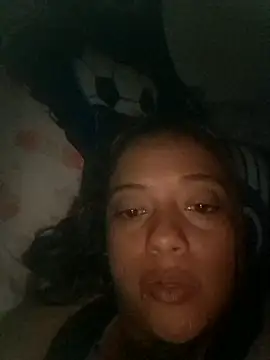 Snapshot of _MaripossaSexy_ chatting on February 1, 2026, 5:28 am MaripossaSexy online show from February 1, 2026, 5:28 am