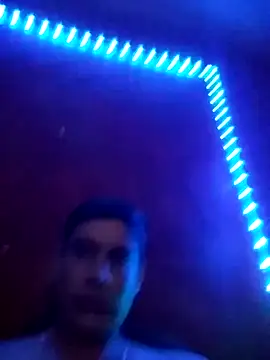 Snapshot of chicovergudo27 chatting on November 2, 2025, 9:11 am chicovergudo27 online show from November 2, 2025, 9:11 am