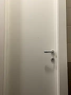 3e77o online show from October 23, 2025, 9:13 pm