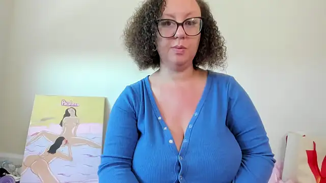 Paisleehaze online show from September 28, 2025, 4:01 pm