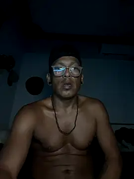 Snapshot of Capxxx chatting on October 14, 2025, 9:43 am Capxxx online show from October 14, 2025, 9:43 am