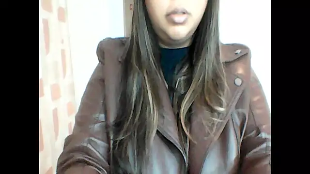 Snapshot of ArisaGonzalez chatting on December 2, 2025, 3:51 pm ArisaGonzalez online show from December 2, 2025, 3:51 pm