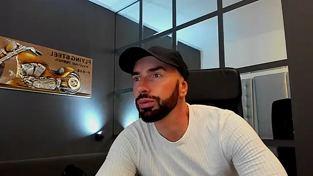 Snapshot of AronGrant chatting on November 14, 2025, 11:09 am AronGrant online show from November 14, 2025, 11:09 am