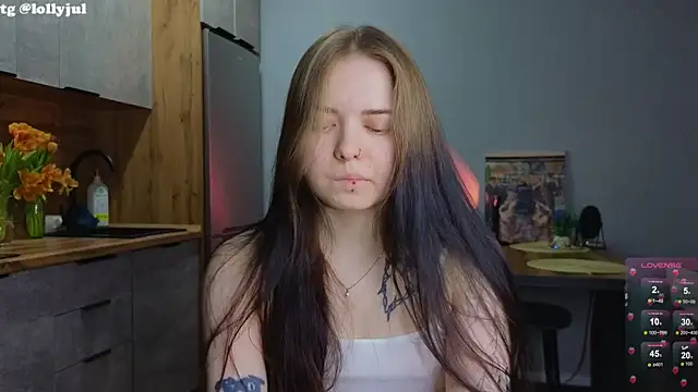 doll lol  online show from March 12, 2025, 8:20 pm