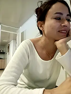 reme ark23 online show from September 29, 2025, 3:33 am