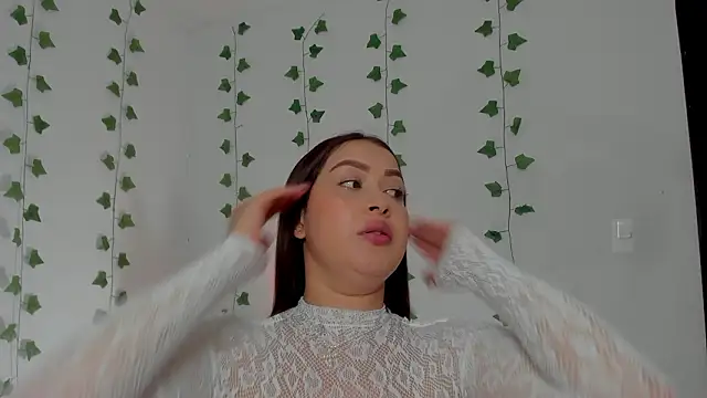 Miaa Garcia online show from February 28, 2026, 10:11 pm