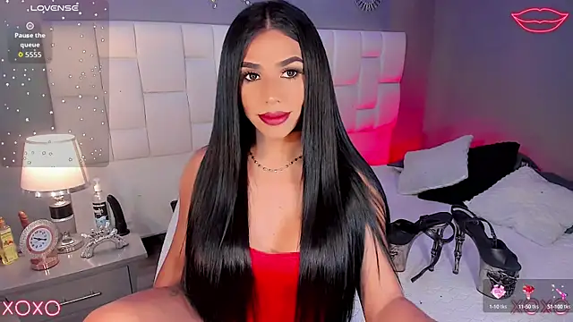 Snapshot of Franciis_4u chatting on October 3, 2025, 5:59 am Franciis 4u online show from October 3, 2025, 5:59 am