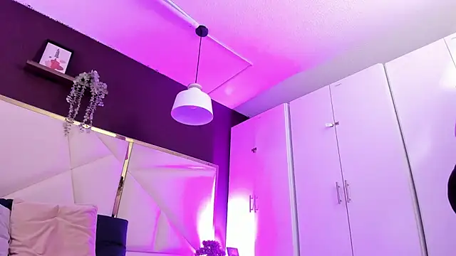 April bowie online show from February 5, 2026, 11:59 am