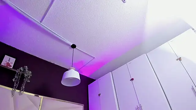 April bowie online show from February 20, 2026, 11:32 am