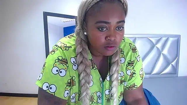 exotic karmella online show from November 7, 2025, 8:31 pm