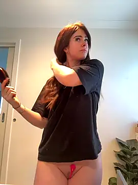 aus queen online show from November 28, 2025, 12:02 am