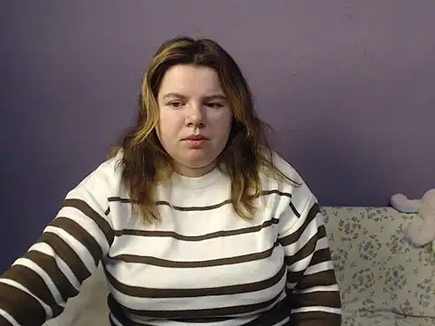 so shy online show from November 23, 2025, 7:19 am