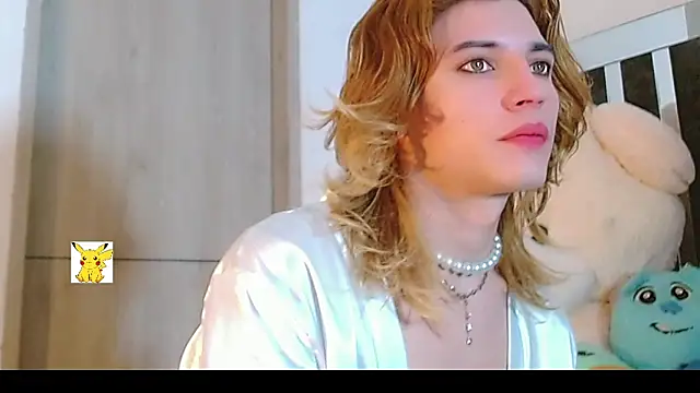 Snapshot of honey_skin chatting on February 9, 2025, 6:05 pm honey skin online show from February 9, 2025, 6:05 pm