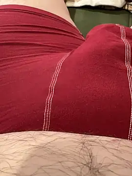 Snapshot of henes188 chatting on December 22, 2024, 10:38 am henes188 online show from December 22, 2024, 10:38 am