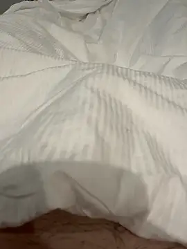 Snapshot of henes188 chatting on October 26, 2025, 7:47 am henes188 online show from October 26, 2025, 7:47 am