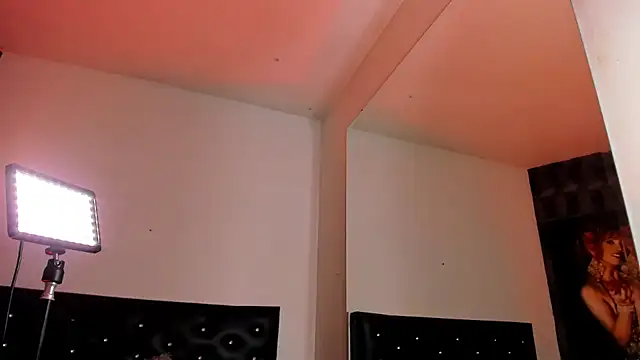 Snapshot of Orianadollx chatting on February 10, 2025, 11:36 am Orianadollx online show from February 10, 2025, 11:36 am