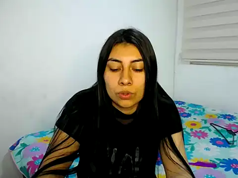  katerin love1 online show from January 9, 2026, 5:37 pm