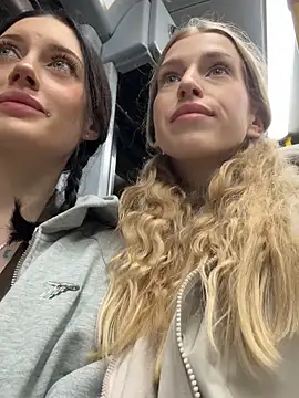 Melissa crazy online show from November 8, 2025, 3:23 pm