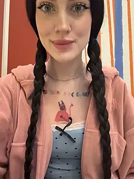 Melissa crazy online show from November 14, 2025, 3:22 pm