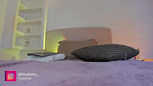 Snapshot of Ammy_xx chatting on March 5, 2025, 9:59 pm Ammy xx online show from March 5, 2025, 9:59 pm