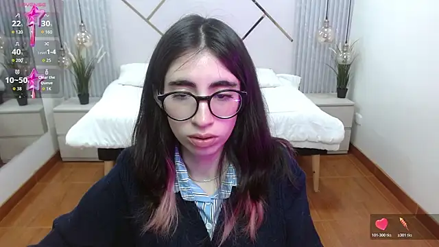 LenaRoses online show from November 13, 2025, 1:10 pm