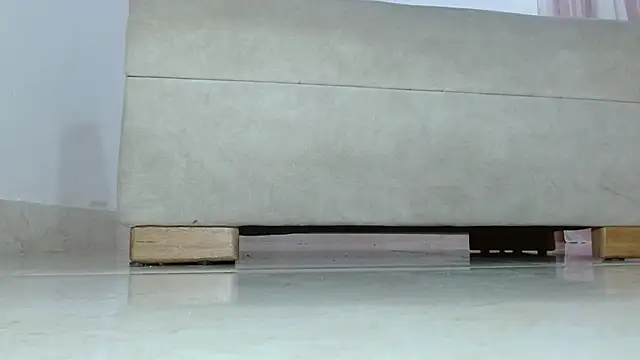 mrskatty online show from January 13, 2025, 11:52 am