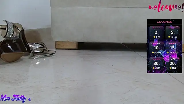 mrskatty online show from January 18, 2025, 10:17 am