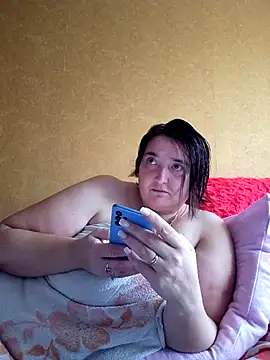 Snapshot of Liluboobs chatting on October 30, 2025, 6:15 am Liluboobs online show from October 30, 2025, 6:15 am