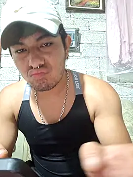 GusssHOT online show from September 26, 2025, 3:16 pm