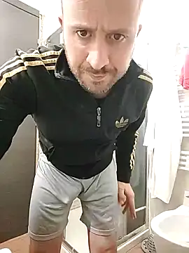 Snapshot of gilera250s chatting on January 14, 2025, 7:21 pm gilera250s online show from January 14, 2025, 7:21 pm