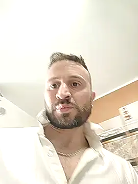 Snapshot of gilera250s chatting on February 16, 2025, 2:32 pm gilera250s online show from February 16, 2025, 2:32 pm