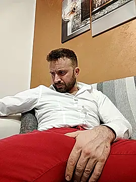 Snapshot of gilera250s chatting on February 19, 2025, 4:22 pm gilera250s online show from February 19, 2025, 4:22 pm