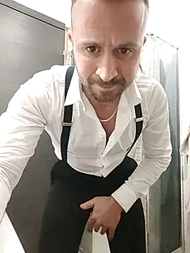 Snapshot of gilera250s chatting on March 3, 2025, 8:11 pm gilera250s online show from March 3, 2025, 8:11 pm