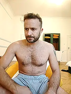 Snapshot of gilera250s chatting on October 1, 2025, 12:11 pm gilera250s online show from October 1, 2025, 12:11 pm