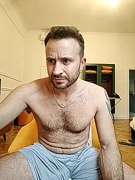 Snapshot of gilera250s chatting on October 9, 2025, 1:31 pm gilera250s online show from October 9, 2025, 1:31 pm