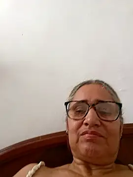 Snapshot of _candi chatting on January 9, 2026, 5:26 pm candi online show from January 9, 2026, 5:26 pm