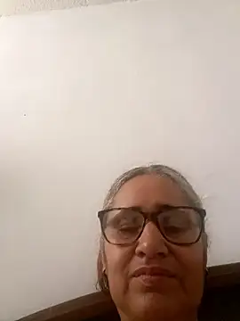 Snapshot of _candi chatting on January 17, 2026, 2:33 pm candi online show from January 17, 2026, 2:33 pm