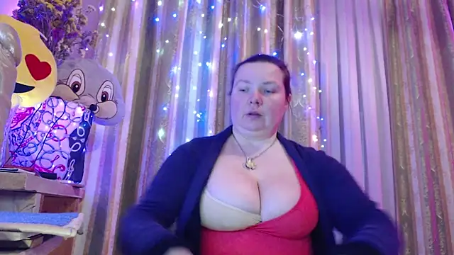 amorelara online show from March 29, 2026, 5:29 am