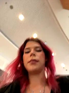 RiriRoseey online show from November 13, 2025, 8:24 am