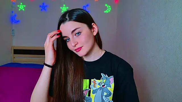 Snapshot of Miss_Arwen chatting on December 3, 2024, 6:48 am Miss Arwen online show from December 3, 2024, 6:48 am