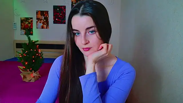 Snapshot of Miss_Arwen chatting on December 18, 2024, 3:58 am Miss Arwen online show from December 18, 2024, 3:58 am