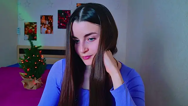 Snapshot of Miss_Arwen chatting on December 18, 2024, 7:04 am Miss Arwen online show from December 18, 2024, 7:04 am