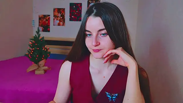 Snapshot of Miss_Arwen chatting on December 19, 2024, 8:02 am Miss Arwen online show from December 19, 2024, 8:02 am