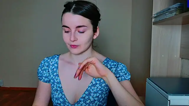 Snapshot of Miss_Arwen chatting on February 9, 2025, 5:54 pm Miss Arwen online show from February 9, 2025, 5:54 pm